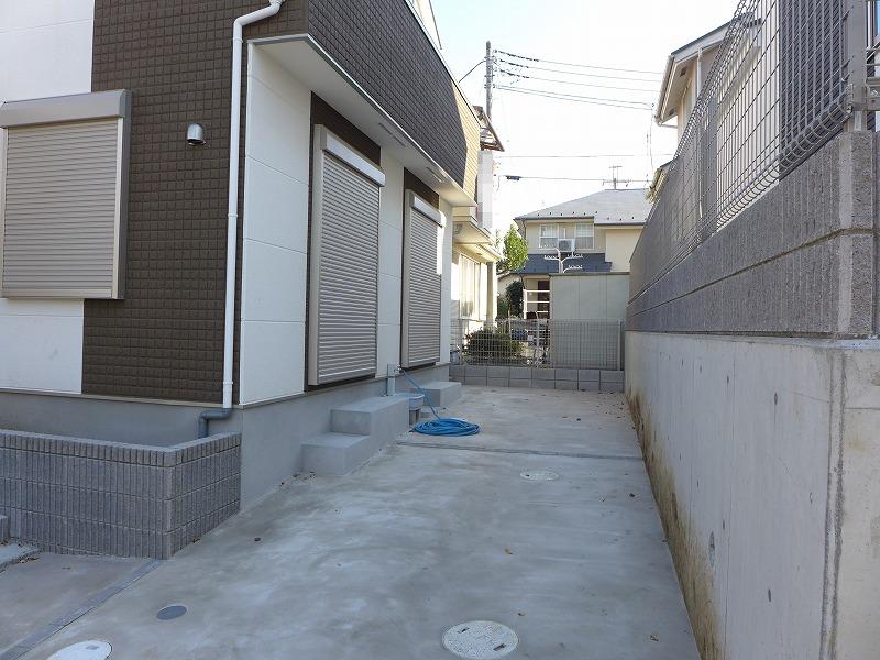 Parking lot. Local (November 28, 2013) Shooting