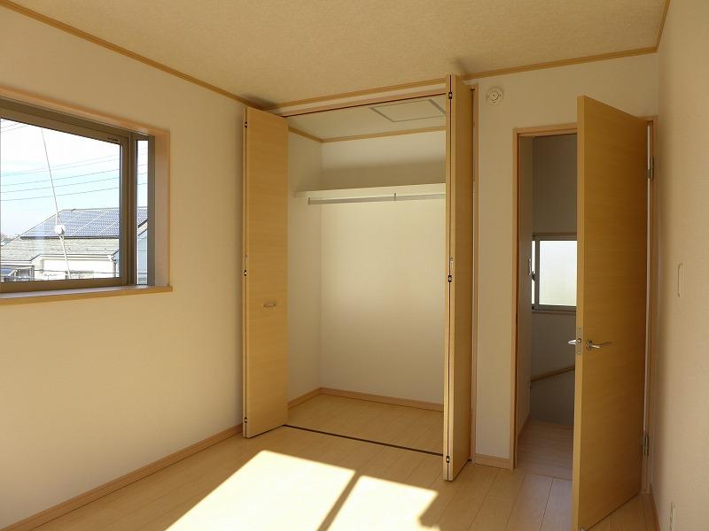 Non-living room. Local (November 28, 2013) Shooting