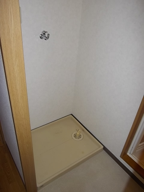 Other Equipment. Indoor Laundry Storage