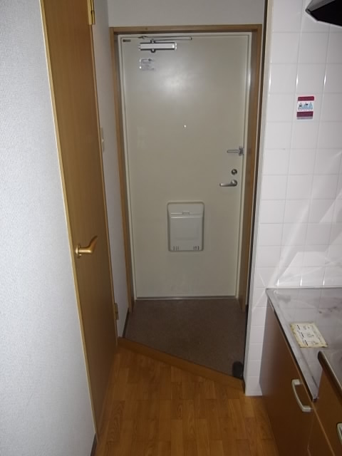 Entrance. There cupboard