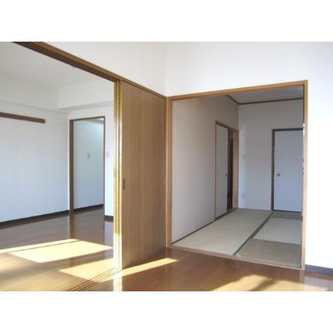 Living and room