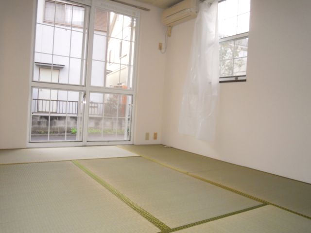 Living and room