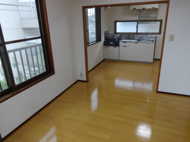 Living and room