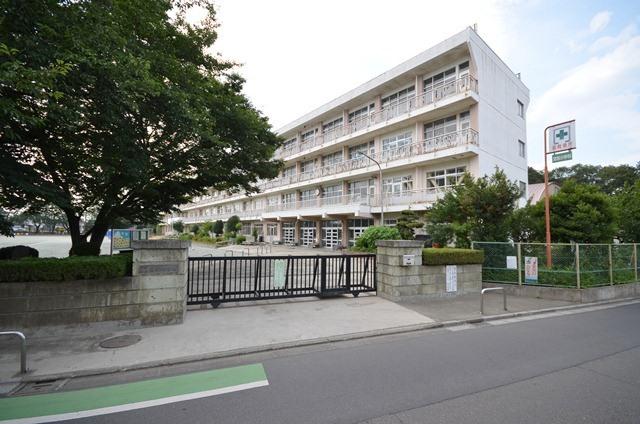 Primary school. Miyamae until elementary school 630m
