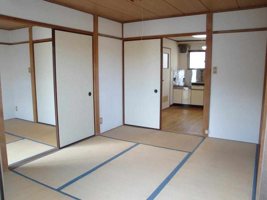 Living and room