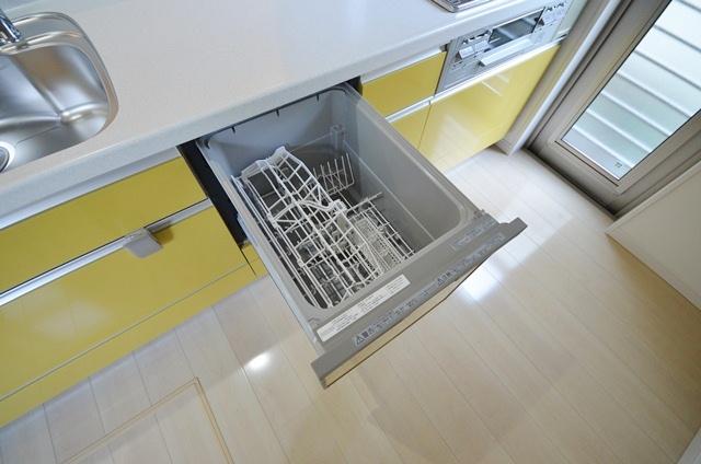 Kitchen. Dishwasher