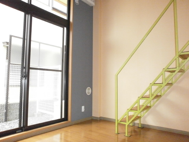 Living and room