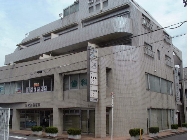 Hospital. 10m Suzuki to internal medicine (hospital)
