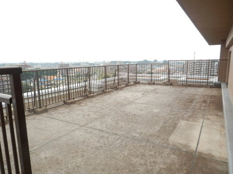 Balcony. It is a roof balcony of approximately 46.35 square meters
