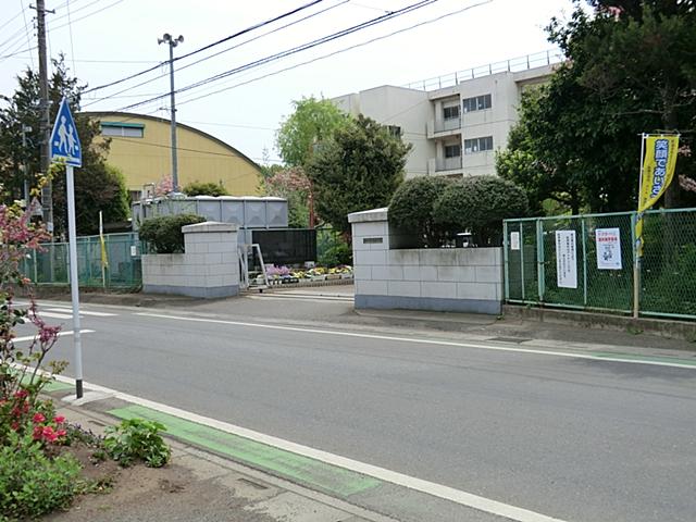 Junior high school. Tokorozawa City Yanase until junior high school 1160m