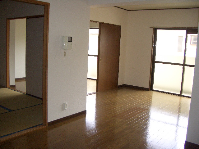 Living and room