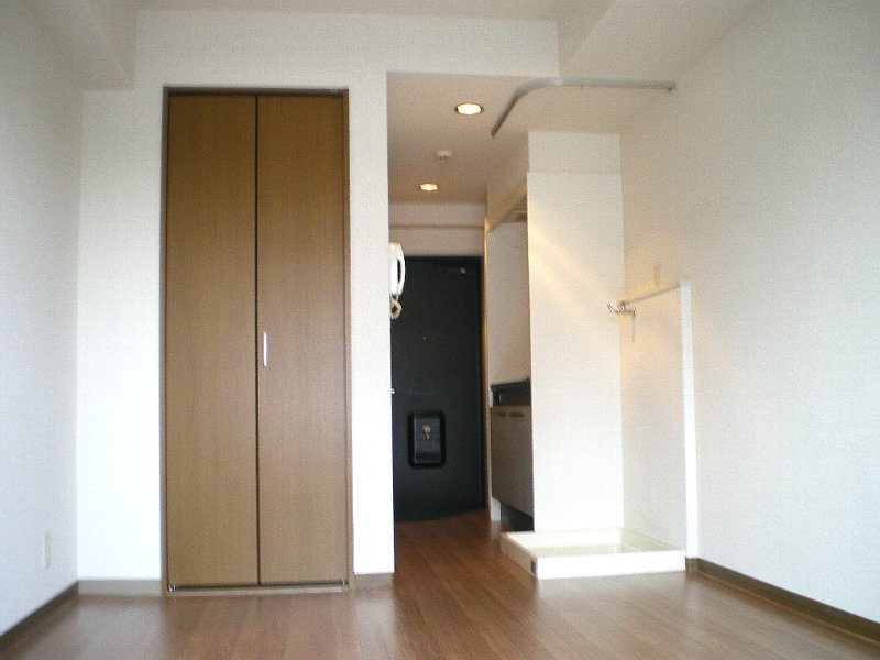Other room space. A bright room