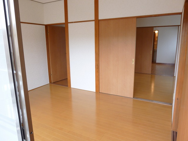 Other room space