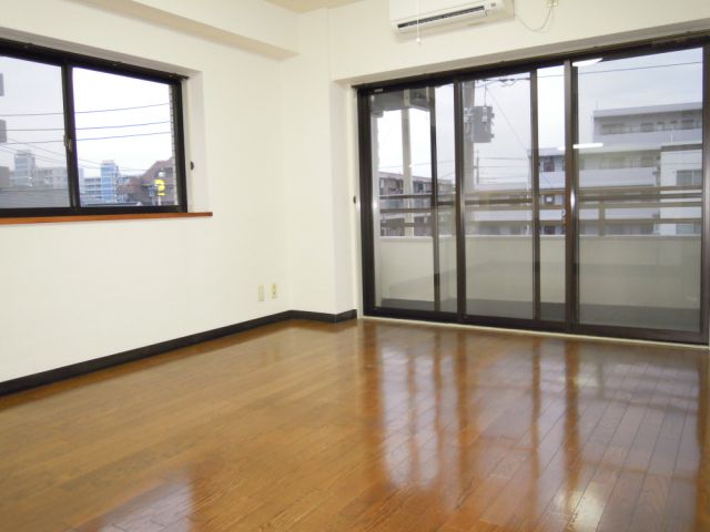 Living and room