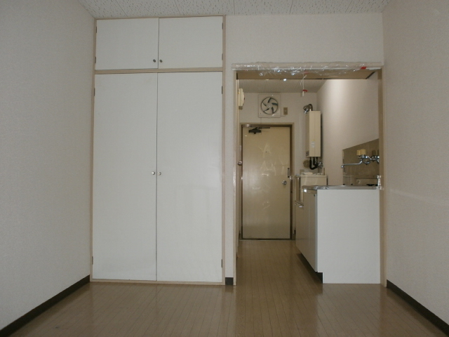 Living and room