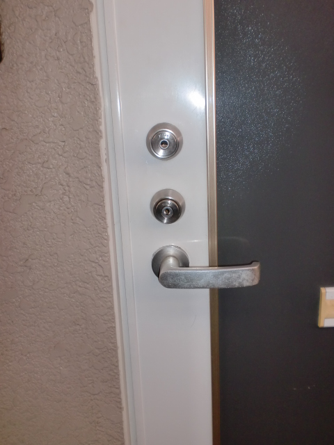Security. Double lock key