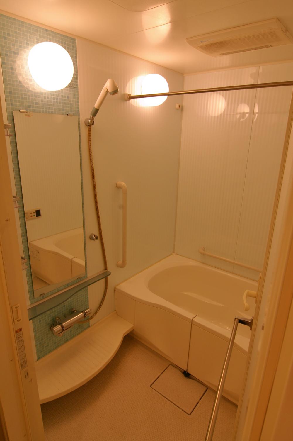 Bathroom. Indoor (12 May 2013) Shooting Drying ・ heating ・ ventilation
