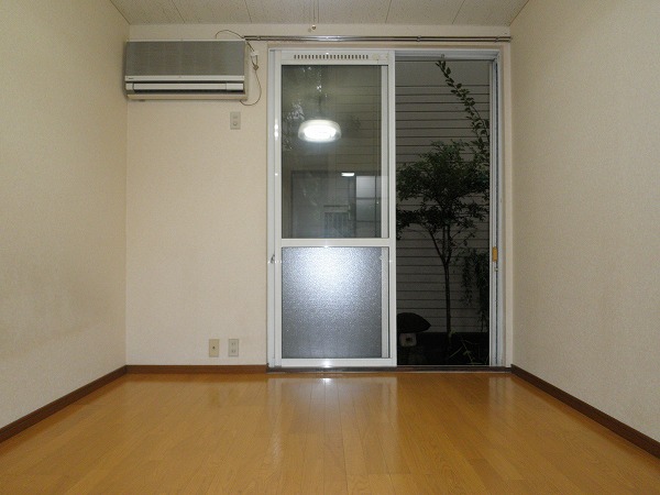 Living and room