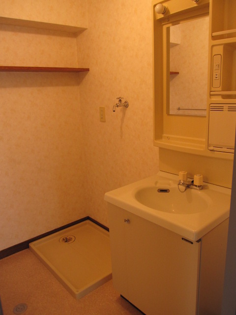 Other room space. Washroom ・ Indoor Laundry Storage, Independent wash basin