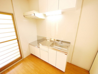 Kitchen. Gas stove installation Allowed