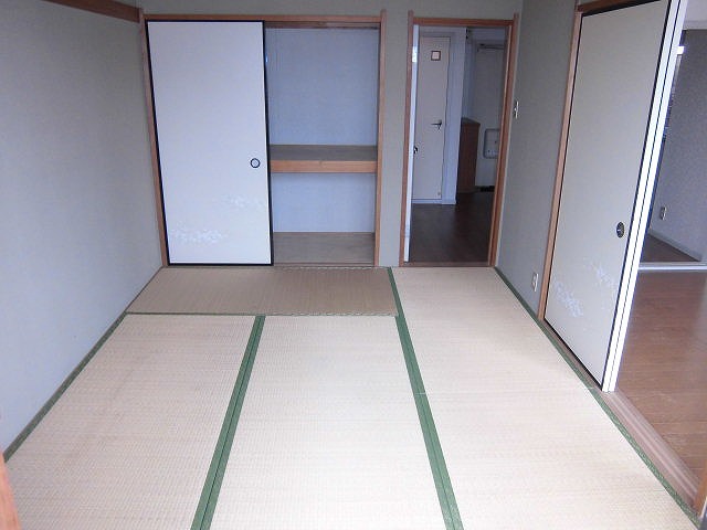 Other room space