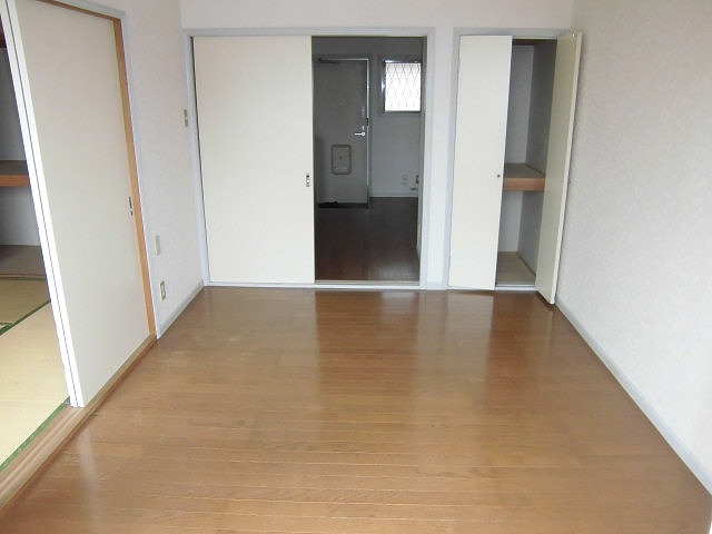 Other room space