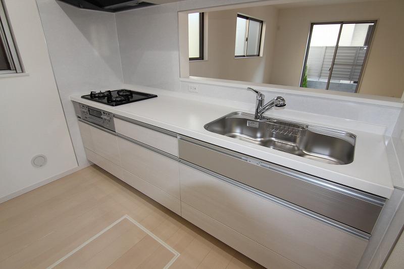 Kitchen. Building 3: System Kitchen