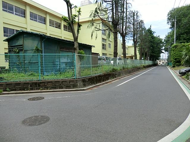 Primary school. Tokorozawa 440m to stand Wakamatsu elementary school