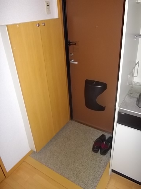 Entrance. Cupboard