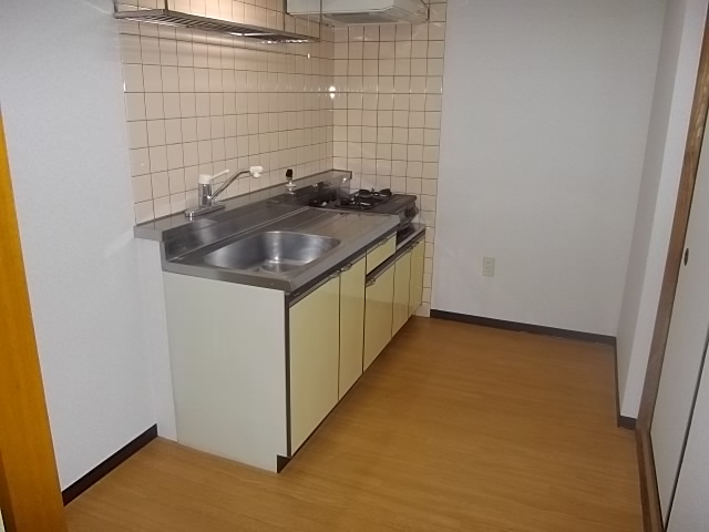 Kitchen. You can put even a large refrigerator ☆ Cupboard is also possible ☆ 
