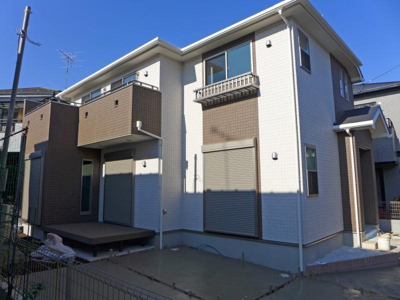 Local appearance photo. Day is good.