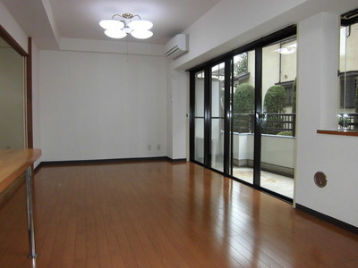 Living and room