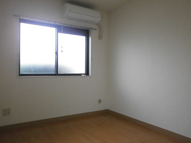 Other room space. bedroom