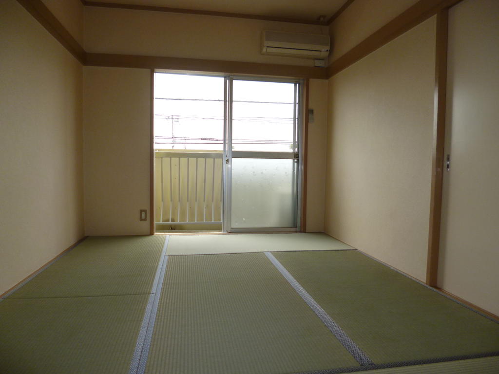 Other room space. Japanese style room