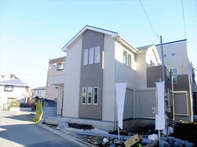 Local appearance photo. Local (12 May 2013) Shooting 1 Building