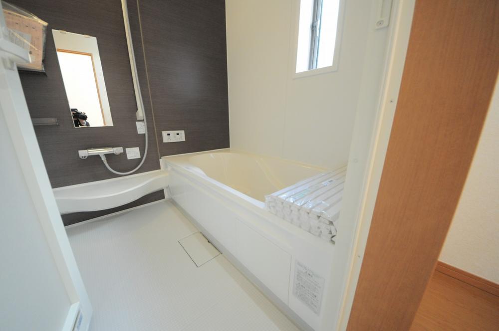 Same specifications photo (bathroom). Same specifications