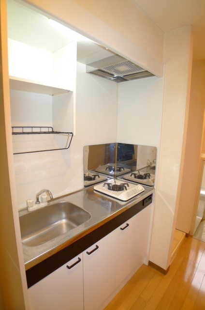 Kitchen. With gas stove