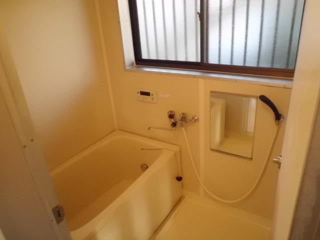 Bath. Bathing of add 焚可. Bathtub is a new article.
