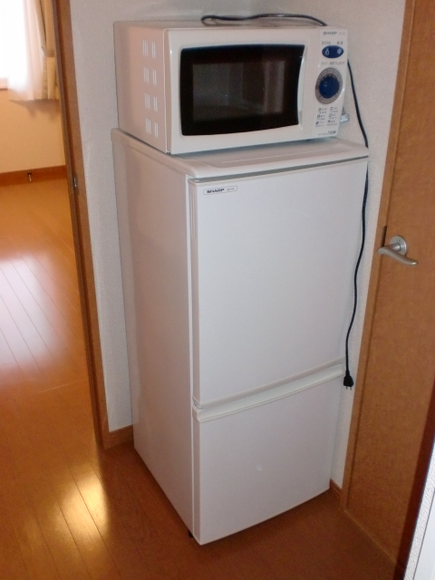 Other Equipment. refrigerator ・ Microwave