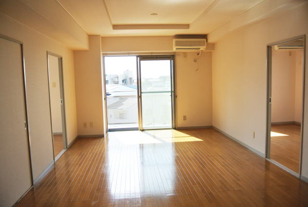 Living and room