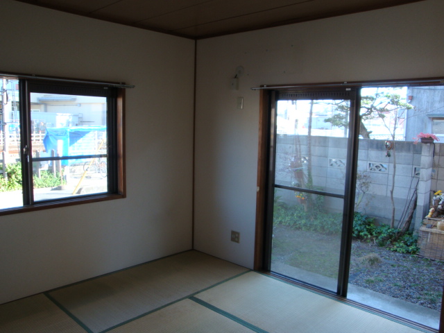 Living and room