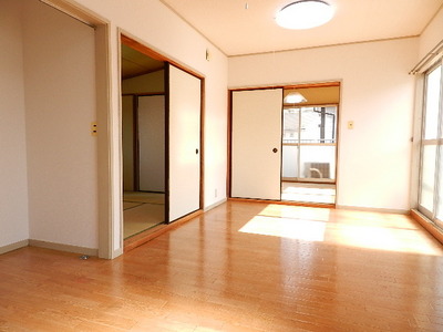 Living and room. LDK9 Pledge