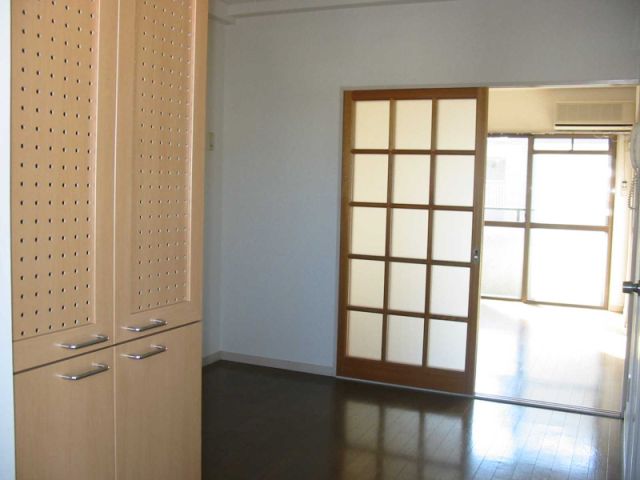 Living and room