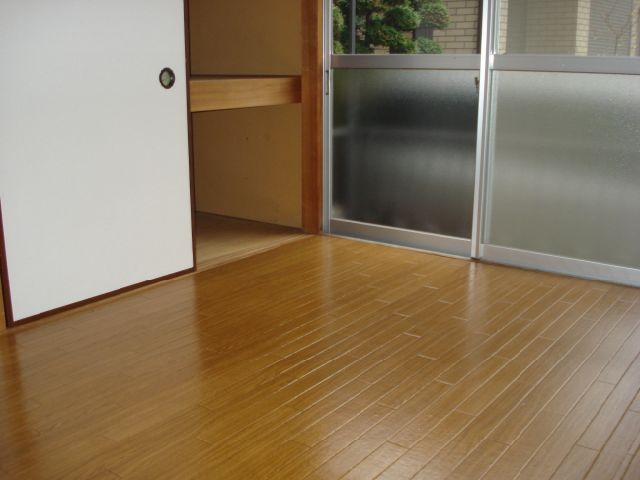 Living and room