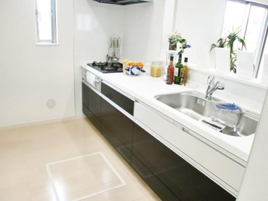 Same specifications photo (kitchen). Same specifications