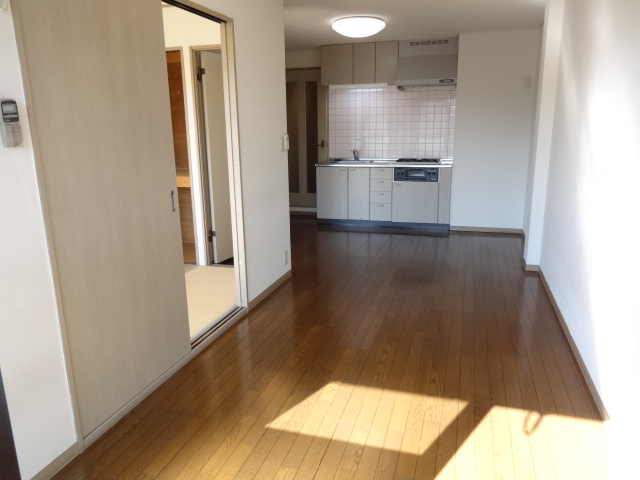 Living and room