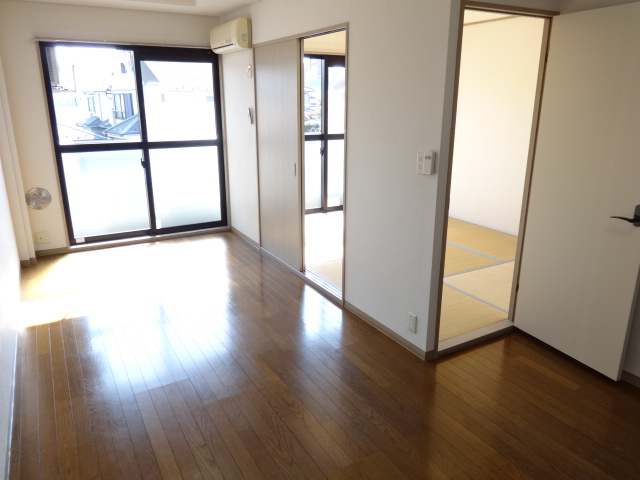 Living and room