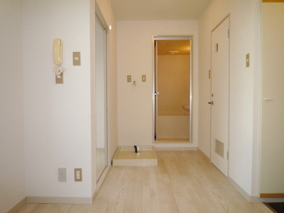 Other room space. Entrance