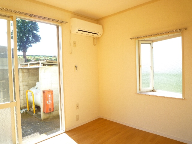 Living and room