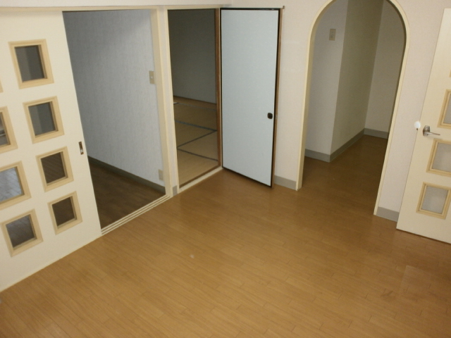 Living and room
